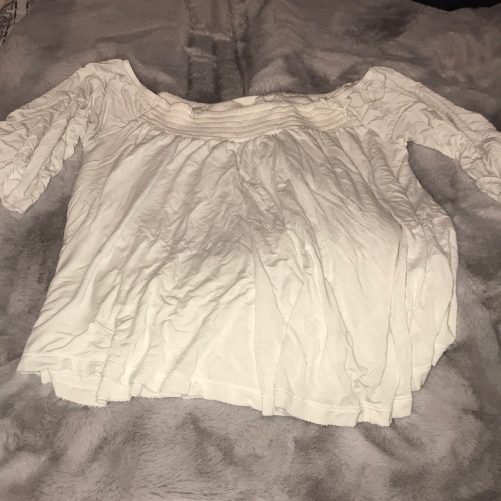 American eagle off the shoulder shirt